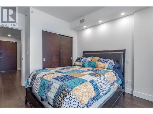 2040 Springfield Road Unit# 904, Kelowna, BC - Indoor Photo Showing Bedroom