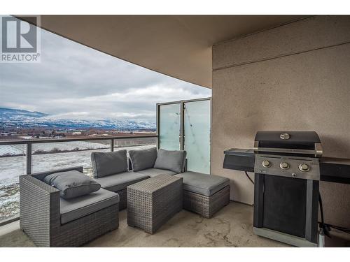 2040 Springfield Road Unit# 904, Kelowna, BC -  With Exterior