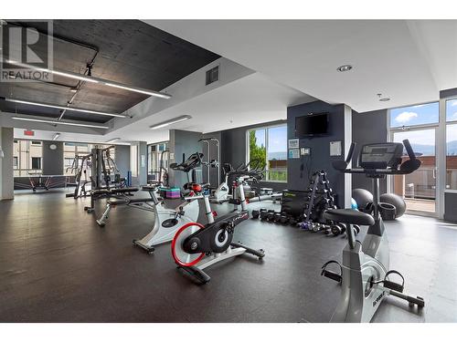 2040 Springfield Road Unit# 904, Kelowna, BC - Indoor Photo Showing Gym Room