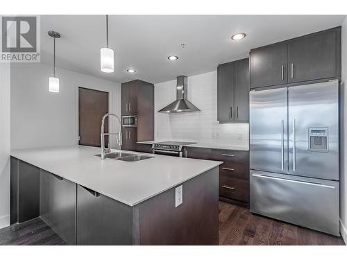 2040 Springfield Road Unit# 904, Kelowna, BC - Indoor Photo Showing Kitchen With Double Sink With Upgraded Kitchen