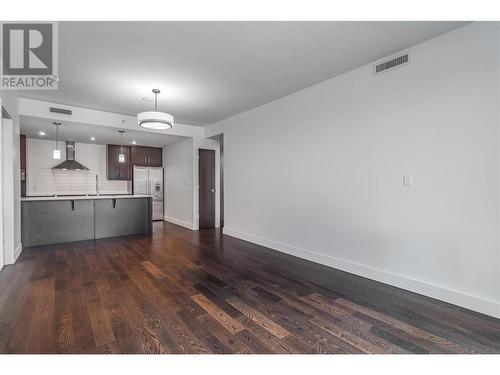 2040 Springfield Road Unit# 904, Kelowna, BC - Indoor Photo Showing Kitchen