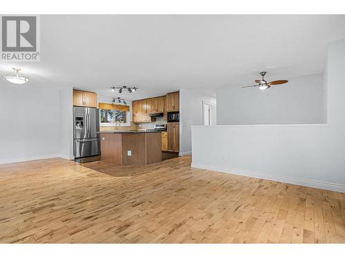 3309 Mcmahon Road, West Kelowna, BC - Indoor Photo Showing Kitchen