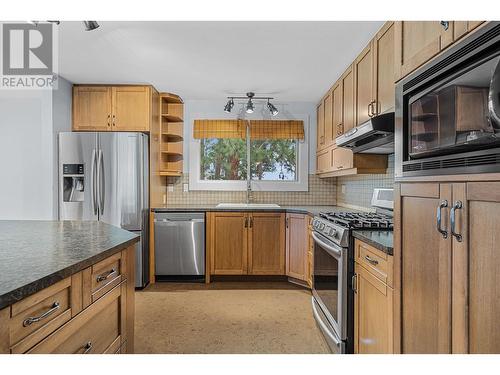 3309 Mcmahon Road, West Kelowna, BC - Indoor Photo Showing Kitchen With Stainless Steel Kitchen