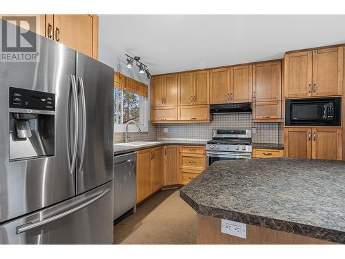 3309 Mcmahon Road, West Kelowna, BC - Indoor Photo Showing Kitchen With Stainless Steel Kitchen