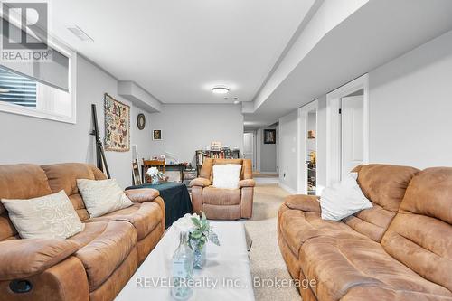 4061 Village Creek Drive, Fort Erie (328 - Stevensville), ON - Indoor Photo Showing Living Room