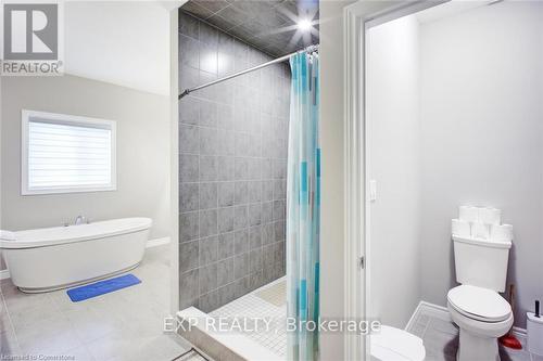 61 Broadacre Drive, Kitchener, ON - Indoor Photo Showing Bathroom