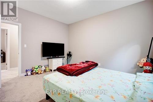 61 Broadacre Drive, Kitchener, ON - Indoor Photo Showing Bedroom