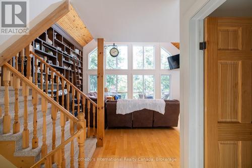 1010 Ransbury Road, Muskoka Lakes (Watt), ON - Indoor Photo Showing Other Room