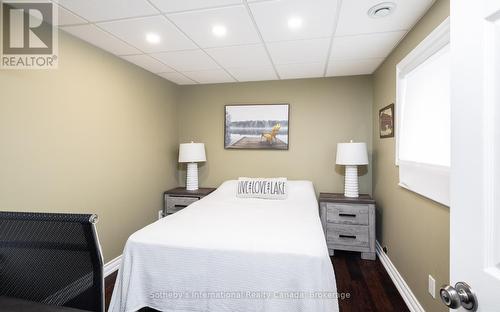 1010 Ransbury Road, Muskoka Lakes (Watt), ON - Indoor Photo Showing Bedroom