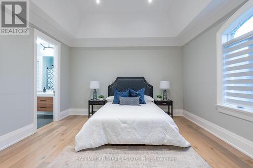 927 The Greenway, Mississauga, ON - Indoor Photo Showing Bedroom