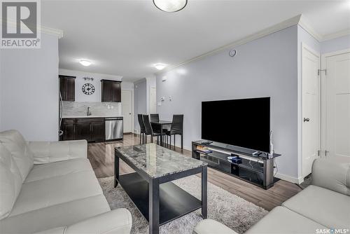 1207 130 Marlatte Crescent, Saskatoon, SK - Indoor Photo Showing Living Room