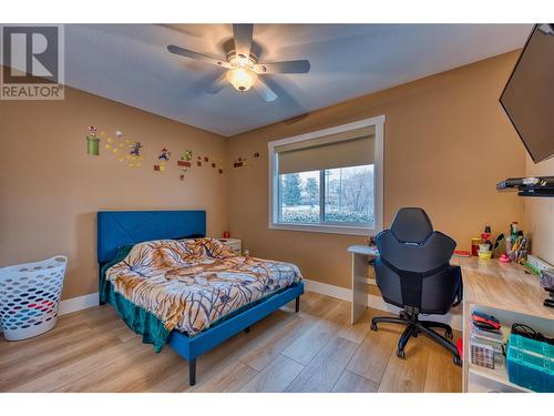 1501 15Th Avenue, Vernon, BC - Indoor Photo Showing Bedroom