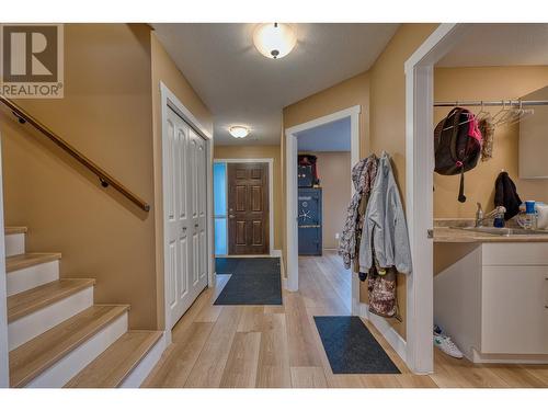 1501 15Th Avenue, Vernon, BC - Indoor Photo Showing Other Room