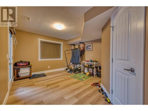 1501 15Th Avenue, Vernon, BC - Indoor