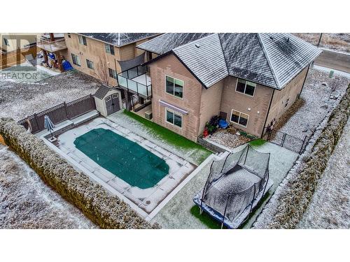 1501 15Th Avenue, Vernon, BC - Outdoor