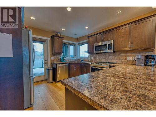 1501 15Th Avenue, Vernon, BC - Indoor Photo Showing Kitchen With Stainless Steel Kitchen