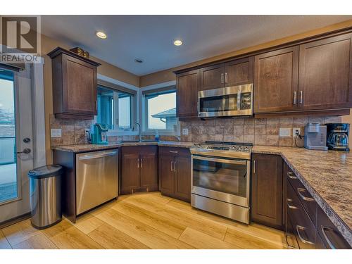 1501 15Th Avenue, Vernon, BC - Indoor Photo Showing Kitchen With Stainless Steel Kitchen