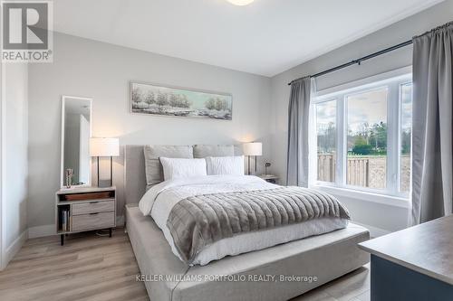 4 - 744 Nelson Street W, Norfolk, ON - Indoor Photo Showing Bedroom