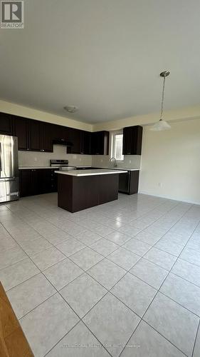 30 Sara Drive, Thorold, ON - Indoor Photo Showing Kitchen