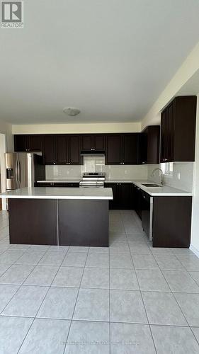 30 Sara Drive, Thorold, ON - Indoor Photo Showing Kitchen