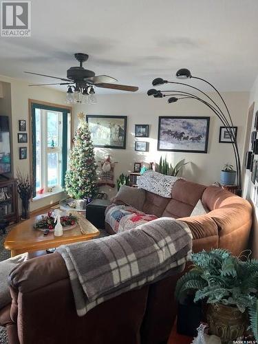 Ross Acreage, Corman Park Rm No. 344, SK - Indoor Photo Showing Living Room