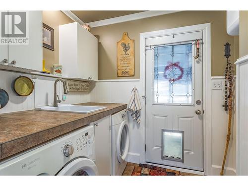 6934 Highway 6, Coldstream, BC - Indoor Photo Showing Laundry Room