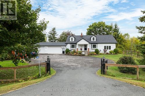 5348 Rice Lake Scenic Drive, Hamilton Township, ON - Outdoor With Facade