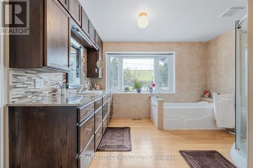 5348 Rice Lake Scenic Drive, Hamilton Township, ON - Indoor Photo Showing Bathroom