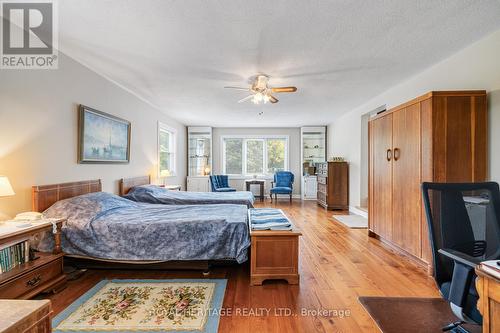 5348 Rice Lake Scenic Drive, Hamilton Township, ON - Indoor Photo Showing Bedroom