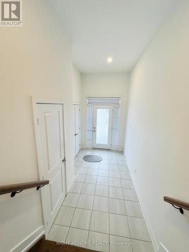 2073 Allegrini Terrace, Ottawa, ON - Indoor Photo Showing Other Room