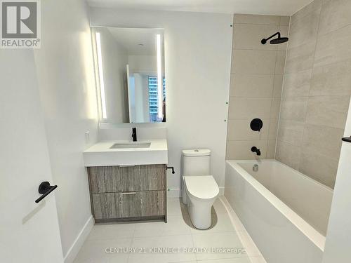 807 - 308 Jarvis Street N, Toronto, ON - Indoor Photo Showing Bathroom