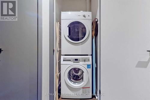 717 - 246 Logan Avenue, Toronto, ON - Indoor Photo Showing Laundry Room