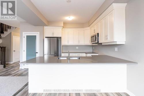 1052 Wright Drive, Midland, ON - Indoor Photo Showing Kitchen