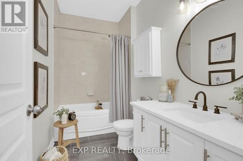 6654 Stillwood Drive, Ottawa, ON - Indoor Photo Showing Bathroom