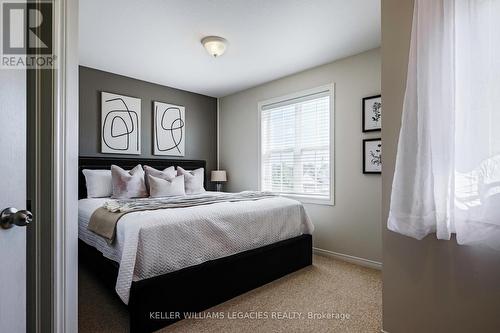 124 Fleming Way, Shelburne, ON - Indoor Photo Showing Bedroom