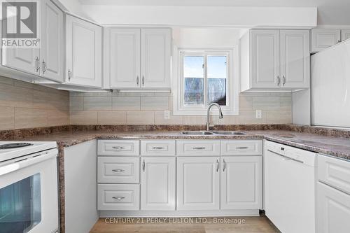 332 Royal Salisbury Way, Brampton, ON - Indoor Photo Showing Kitchen With Double Sink