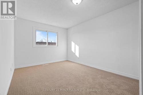 332 Royal Salisbury Way, Brampton, ON - Indoor Photo Showing Other Room