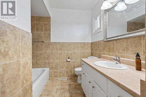 332 Royal Salisbury Way, Brampton, ON - Indoor Photo Showing Bathroom