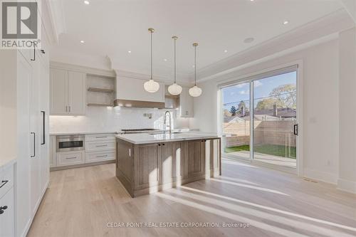 15 Drury Lane, Toronto, ON - Indoor Photo Showing Kitchen With Upgraded Kitchen