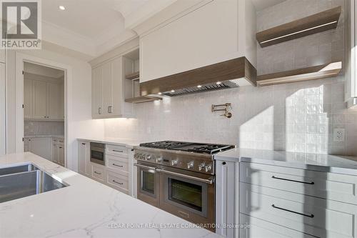 15 Drury Lane, Toronto, ON - Indoor Photo Showing Kitchen With Double Sink With Upgraded Kitchen