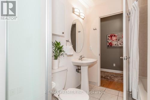 705 - 220 Victoria Street, Toronto, ON - Indoor Photo Showing Bathroom