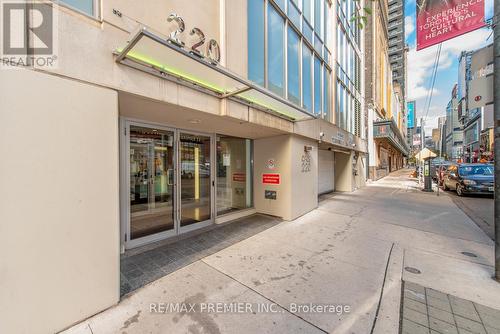 705 - 220 Victoria Street, Toronto, ON - Outdoor