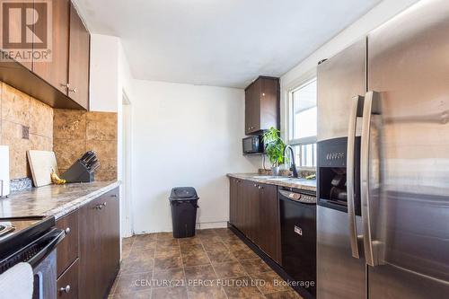 81 Store Street, Quinte West, ON - Indoor Photo Showing Kitchen With Upgraded Kitchen