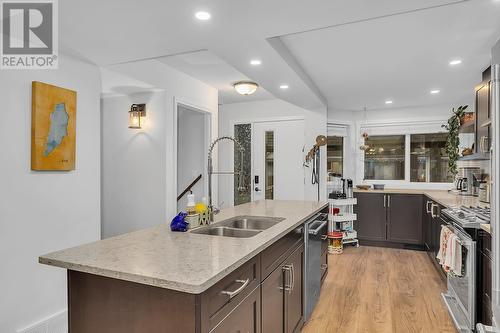 No shortage of room in the kitchen - 2125 Burtch Road Unit# 210 Lot# 24, Kelowna, BC - Indoor Photo Showing Kitchen With Double Sink With Upgraded Kitchen