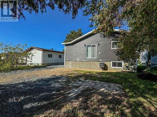 213 Teefy Street, Iroquois Falls, ON - Outdoor