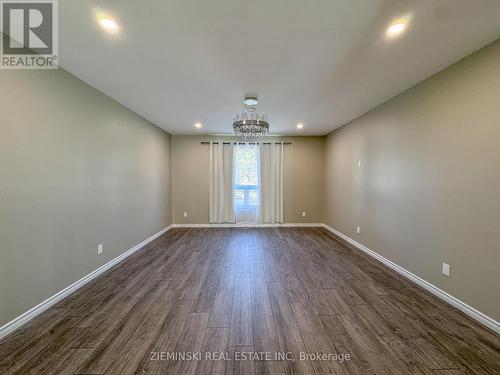 213 Teefy Street, Iroquois Falls, ON - Indoor Photo Showing Other Room