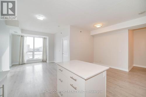 610 - 195 Bonis Avenue, Toronto, ON - Indoor Photo Showing Other Room