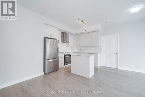 610 - 195 Bonis Avenue, Toronto, ON - Indoor Photo Showing Kitchen