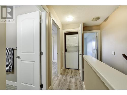 1651 Lynrick Road Unit# 102, Kelowna, BC - Indoor Photo Showing Laundry Room