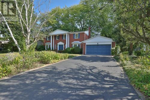 273 Cairncroft Road, Oakville (Eastlake), ON - Outdoor